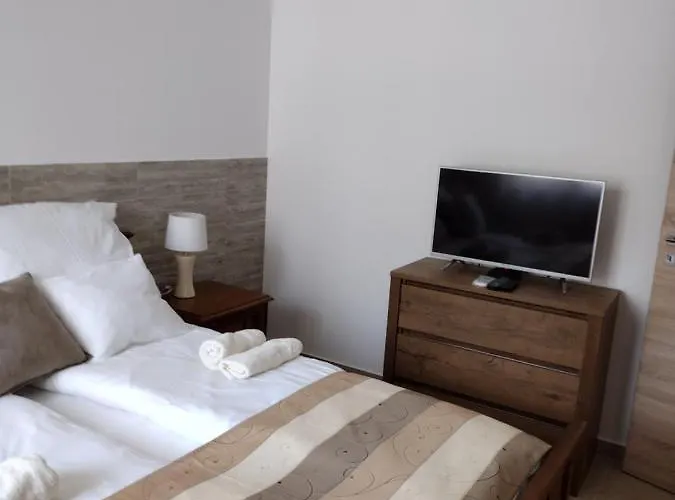 Tandem Apartment